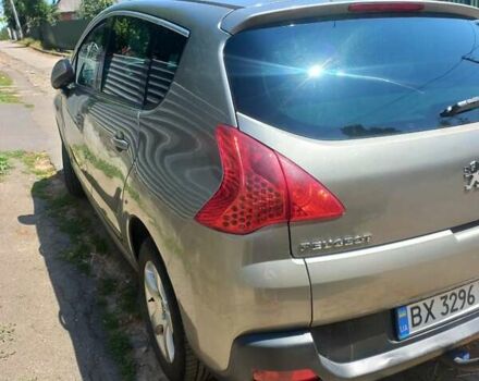 Серый Пежо 3008, объемом двигателя 1.56 л и пробегом 317 тыс. км за 7700 $, фото 1 на Automoto.ua