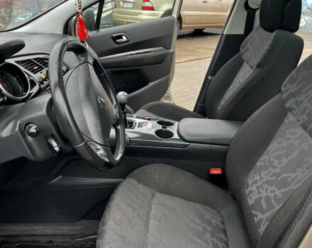 Серый Пежо 3008, объемом двигателя 1.6 л и пробегом 225 тыс. км за 8000 $, фото 67 на Automoto.ua