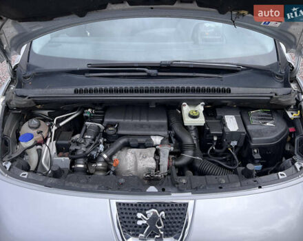 Серый Пежо 3008, объемом двигателя 1.56 л и пробегом 280 тыс. км за 7100 $, фото 20 на Automoto.ua