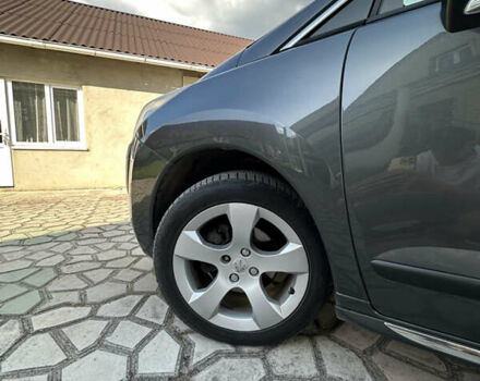 Пежо 3008 2010 в Ровно на Automoto.ua Серый Пежо 3008, объемом двигателя 1.6 л и пробегом 211 тыс. км за 8100 $, фото 33 на Automoto.ua