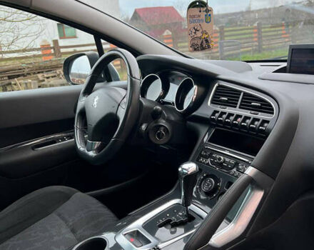 Серый Пежо 3008, объемом двигателя 2 л и пробегом 300 тыс. км за 10000 $, фото 9 на Automoto.ua