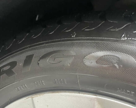 Серый Пежо 3008, объемом двигателя 1.56 л и пробегом 236 тыс. км за 8200 $, фото 13 на Automoto.ua