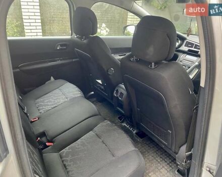 Серый Пежо 3008, объемом двигателя 1.6 л и пробегом 207 тыс. км за 7850 $, фото 8 на Automoto.ua