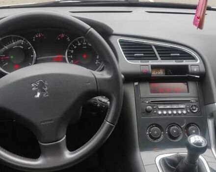 Серый Пежо 3008, объемом двигателя 1.6 л и пробегом 192 тыс. км за 6700 $, фото 4 на Automoto.ua