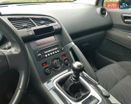 Сірий Пежо 3008, об'ємом двигуна 1.6 л та пробігом 124 тис. км за 7599 $, фото 48 на Automoto.ua