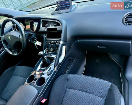 Серый Пежо 3008, объемом двигателя 1.6 л и пробегом 169 тыс. км за 7299 $, фото 26 на Automoto.ua