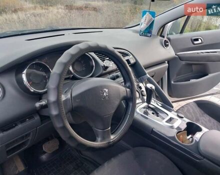 Сірий Пежо 3008, об'ємом двигуна 1.6 л та пробігом 141 тис. км за 5600 $, фото 3 на Automoto.ua