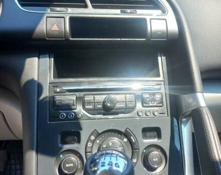 Серый Пежо 3008, объемом двигателя 1.56 л и пробегом 317 тыс. км за 7700 $, фото 11 на Automoto.ua