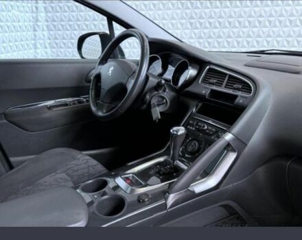 Сірий Пежо 3008, об'ємом двигуна 2 л та пробігом 200 тис. км за 9344 $, фото 4 на Automoto.ua