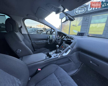 Пежо 3008 2010 в Стрые на Automoto.ua Серый Пежо 3008, объемом двигателя 1.6 л и пробегом 260 тыс. км за 6300 $, фото 29 на Automoto.ua