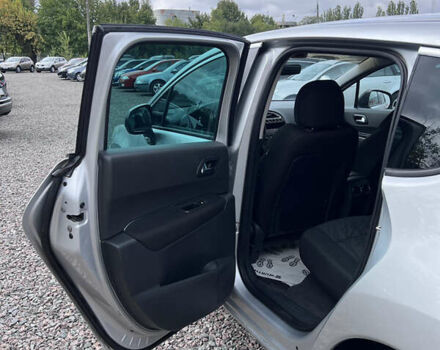 Серый Пежо 3008, объемом двигателя 1.56 л и пробегом 280 тыс. км за 7100 $, фото 17 на Automoto.ua