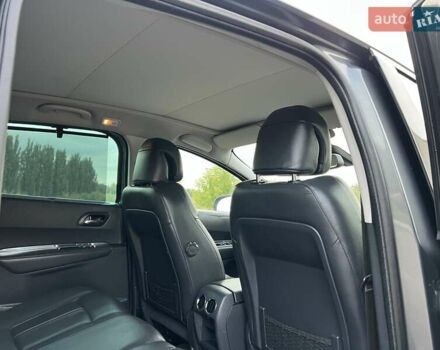 Серый Пежо 3008, объемом двигателя 2 л и пробегом 190 тыс. км за 9790 $, фото 14 на Automoto.ua