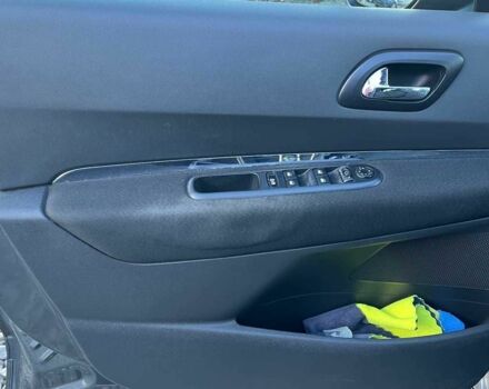 Пежо 3008 2010 в Коломые на Automoto.ua Серый Пежо 3008, объемом двигателя 1.6 л и пробегом 246 тыс. км за 7600 $, фото 19 на Automoto.ua