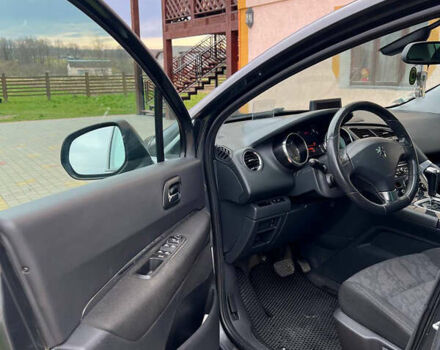 Серый Пежо 3008, объемом двигателя 2 л и пробегом 300 тыс. км за 10000 $, фото 10 на Automoto.ua