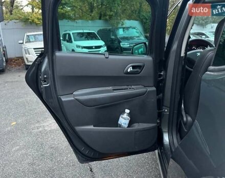 Пежо 3008 2010 у Києві на Automoto.ua Сірий Пежо 3008, об'ємом двигуна 1.6 л та пробігом 258 тис. км за 9490 $, фото 33 на Automoto.ua