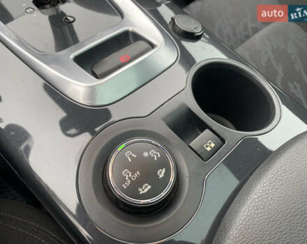 Серый Пежо 3008, объемом двигателя 1.56 л и пробегом 318 тыс. км за 7499 $, фото 29 на Automoto.ua