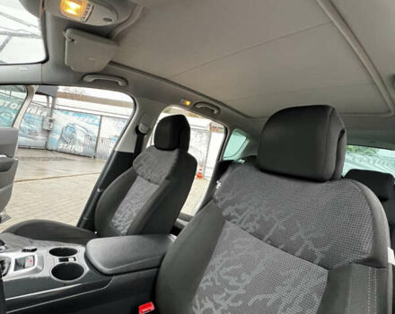 Серый Пежо 3008, объемом двигателя 1.6 л и пробегом 225 тыс. км за 8000 $, фото 19 на Automoto.ua