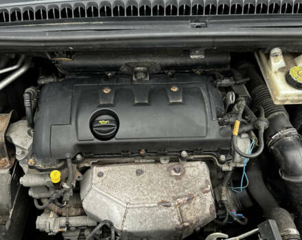 Серый Пежо 3008, объемом двигателя 1.6 л и пробегом 225 тыс. км за 8000 $, фото 28 на Automoto.ua