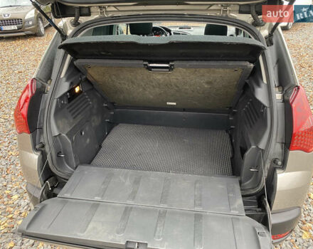 Серый Пежо 3008, объемом двигателя 1.56 л и пробегом 318 тыс. км за 7499 $, фото 37 на Automoto.ua