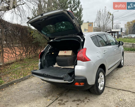 Серый Пежо 3008, объемом двигателя 1.56 л и пробегом 237 тыс. км за 7400 $, фото 7 на Automoto.ua