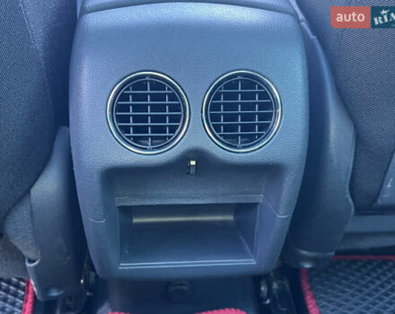 Сірий Пежо 3008, об'ємом двигуна 1.6 л та пробігом 250 тис. км за 8200 $, фото 38 на Automoto.ua