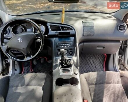 Сірий Пежо 3008, об'ємом двигуна 1.6 л та пробігом 207 тис. км за 7500 $, фото 13 на Automoto.ua