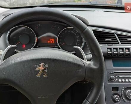 Серый Пежо 3008, объемом двигателя 1.56 л и пробегом 243 тыс. км за 8000 $, фото 4 на Automoto.ua