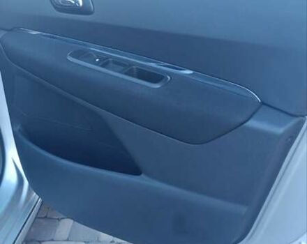 Серый Пежо 3008, объемом двигателя 1.6 л и пробегом 185 тыс. км за 8300 $, фото 18 на Automoto.ua