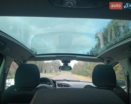 Серый Пежо 3008, объемом двигателя 1.6 л и пробегом 233 тыс. км за 8900 $, фото 27 на Automoto.ua