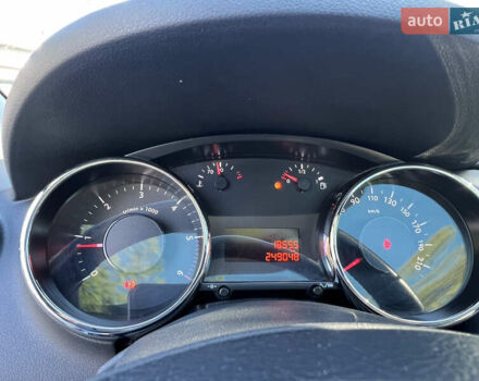 Сірий Пежо 3008, об'ємом двигуна 1.6 л та пробігом 250 тис. км за 8200 $, фото 42 на Automoto.ua