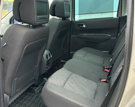 Серый Пежо 3008, объемом двигателя 2 л и пробегом 211 тыс. км за 10650 $, фото 29 на Automoto.ua