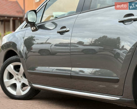 Пежо 3008 2011 в Стрые на Automoto.ua Серый Пежо 3008, объемом двигателя 1.6 л и пробегом 241 тыс. км за 8900 $, фото 31 на Automoto.ua