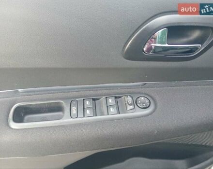 Серый Пежо 3008, объемом двигателя 1.6 л и пробегом 233 тыс. км за 8900 $, фото 18 на Automoto.ua