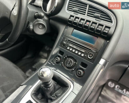 Серый Пежо 3008, объемом двигателя 1.56 л и пробегом 237 тыс. км за 7400 $, фото 19 на Automoto.ua