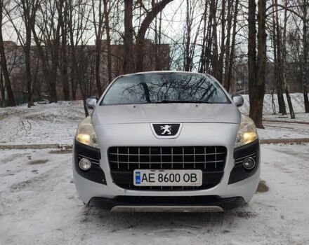 Серый Пежо 3008, объемом двигателя 1.6 л и пробегом 204 тыс. км за 7500 $, фото 3 на Automoto.ua