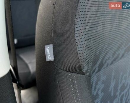 Сірий Пежо 3008, об'ємом двигуна 1.6 л та пробігом 173 тис. км за 8350 $, фото 40 на Automoto.ua