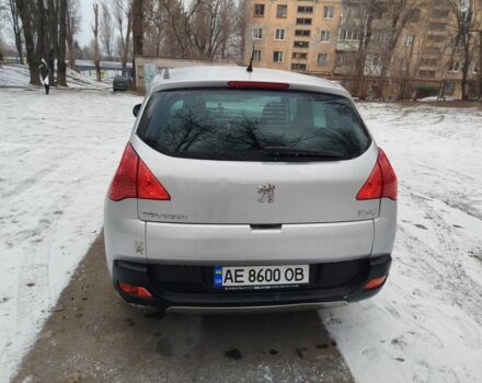 Серый Пежо 3008, объемом двигателя 1.6 л и пробегом 204 тыс. км за 7500 $, фото 1 на Automoto.ua
