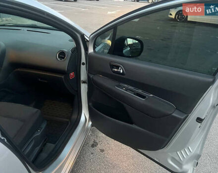 Сірий Пежо 3008, об'ємом двигуна 1.6 л та пробігом 148 тис. км за 8400 $, фото 19 на Automoto.ua