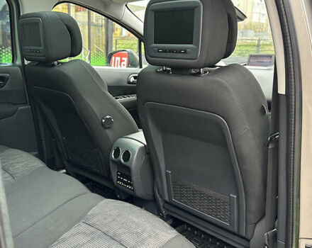 Серый Пежо 3008, объемом двигателя 2 л и пробегом 211 тыс. км за 10650 $, фото 25 на Automoto.ua