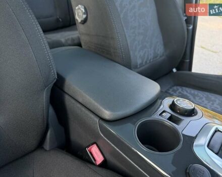 Сірий Пежо 3008, об'ємом двигуна 1.6 л та пробігом 173 тис. км за 8350 $, фото 42 на Automoto.ua