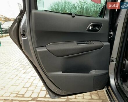 Серый Пежо 3008, объемом двигателя 1.6 л и пробегом 154 тыс. км за 9455 $, фото 25 на Automoto.ua