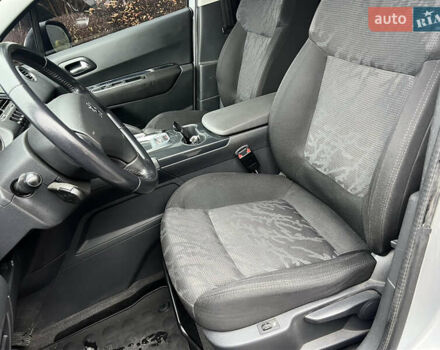 Сірий Пежо 3008, об'ємом двигуна 1.6 л та пробігом 189 тис. км за 8800 $, фото 9 на Automoto.ua