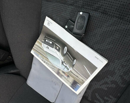 Серый Пежо 3008, объемом двигателя 1.56 л и пробегом 263 тыс. км за 9150 $, фото 129 на Automoto.ua