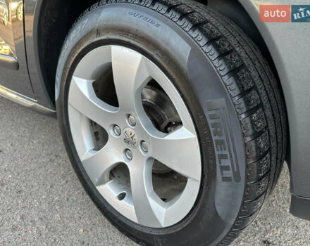 Серый Пежо 3008, объемом двигателя 1.56 л и пробегом 263 тыс. км за 9150 $, фото 140 на Automoto.ua