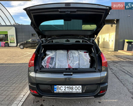 Серый Пежо 3008, объемом двигателя 1.56 л и пробегом 263 тыс. км за 9150 $, фото 54 на Automoto.ua