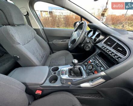 Серый Пежо 3008, объемом двигателя 1.56 л и пробегом 263 тыс. км за 9150 $, фото 122 на Automoto.ua