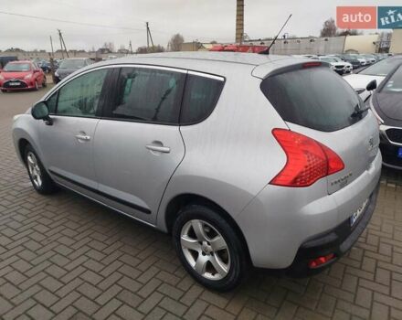 Сірий Пежо 3008, об'ємом двигуна 1.6 л та пробігом 245 тис. км за 8599 $, фото 7 на Automoto.ua