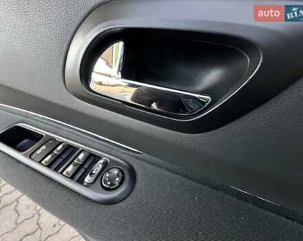 Серый Пежо 3008, объемом двигателя 1.56 л и пробегом 263 тыс. км за 9150 $, фото 61 на Automoto.ua