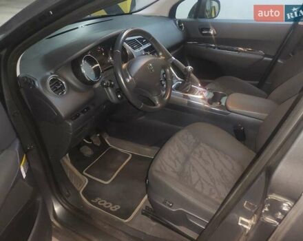 Серый Пежо 3008, объемом двигателя 1.6 л и пробегом 210 тыс. км за 9000 $, фото 3 на Automoto.ua