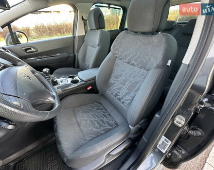 Серый Пежо 3008, объемом двигателя 1.56 л и пробегом 263 тыс. км за 9150 $, фото 69 на Automoto.ua